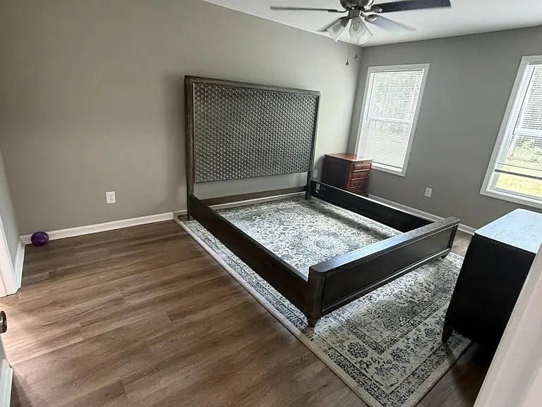4599 Lexington Rd — Photo 4