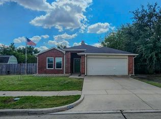 1100 Seneca Dr, Arlington, TX 76017