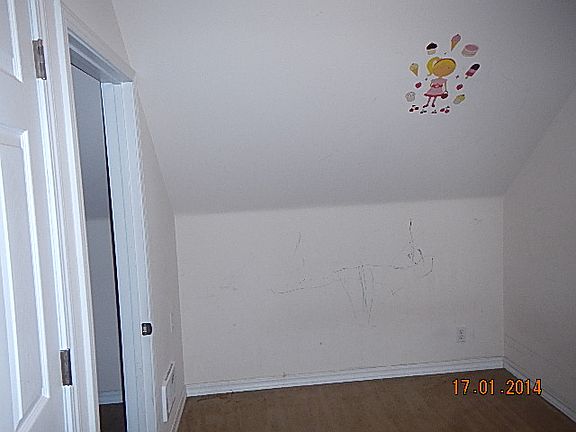 4th image of 9327 E B St
