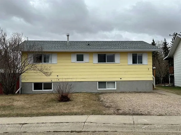 5 E Sproule Pl, Bashaw, AB T0B 0H0
