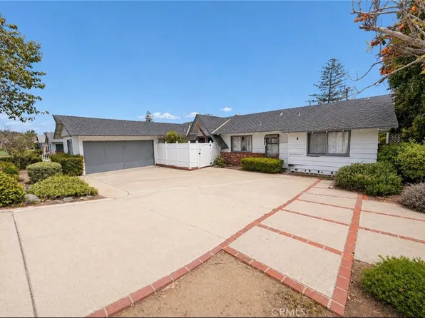 4 Mansfield Ln, Camarillo, CA 93010