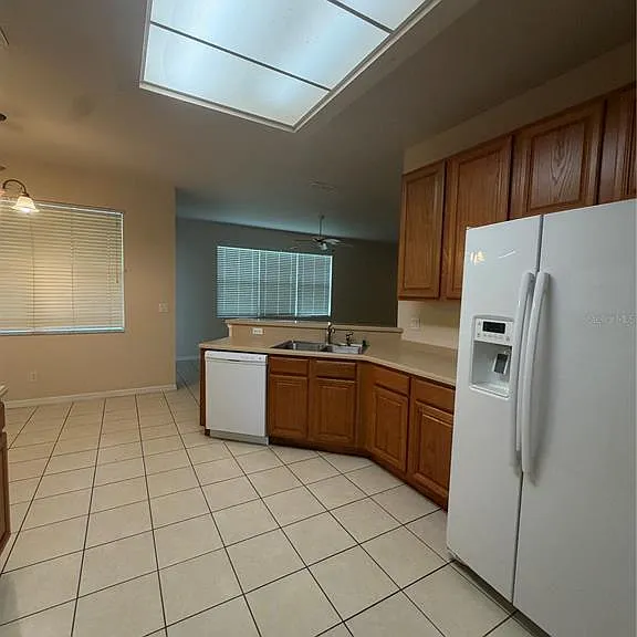 4916 Cape Hatteras Dr — Photo 9