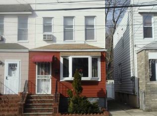 7512 60th Pl, Ridgewood, NY 11385