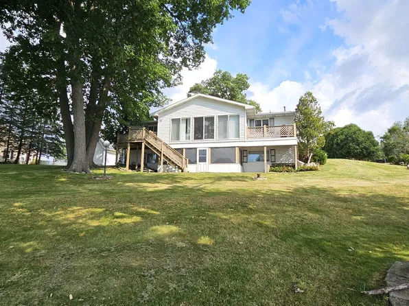 4449 Kim Dr, Hillsdale, MI 49242