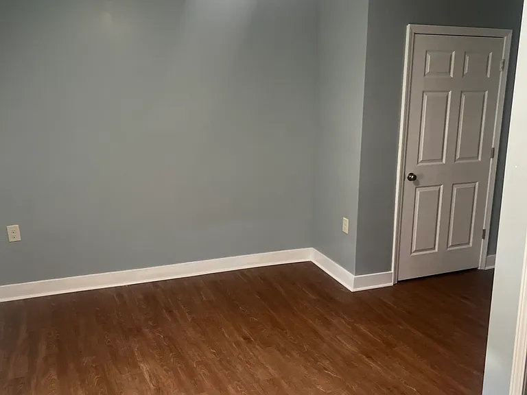 16 Academy St #6 — Photo 5