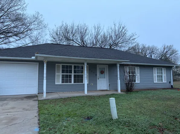 203 S Post Oak Pl, Stillwater, OK 74075