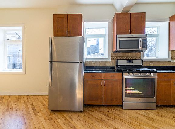 5th image of 2152 N Campbell Ave #1R