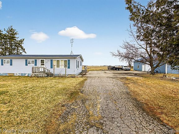 4th image of 6946 Clifford Rd