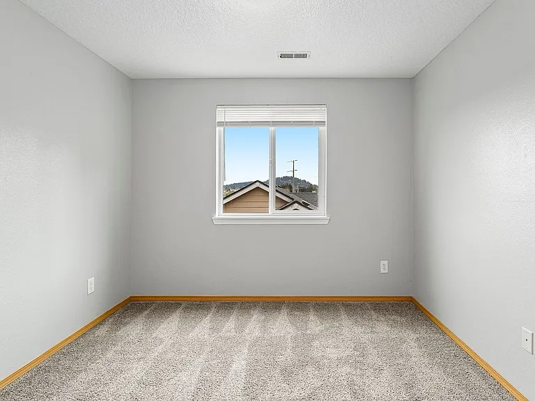 14154-14198 SE Summerfield Loop — Photo 14