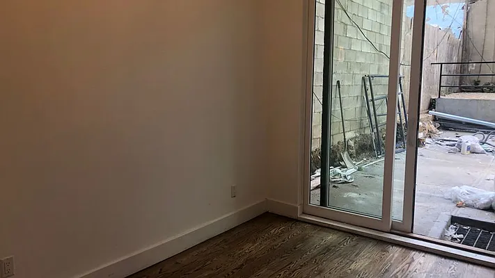 Rented by Nooklyn NYC LLC | media 38