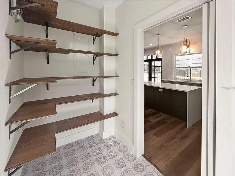 1368 Hibiscus Ave — Photo 14