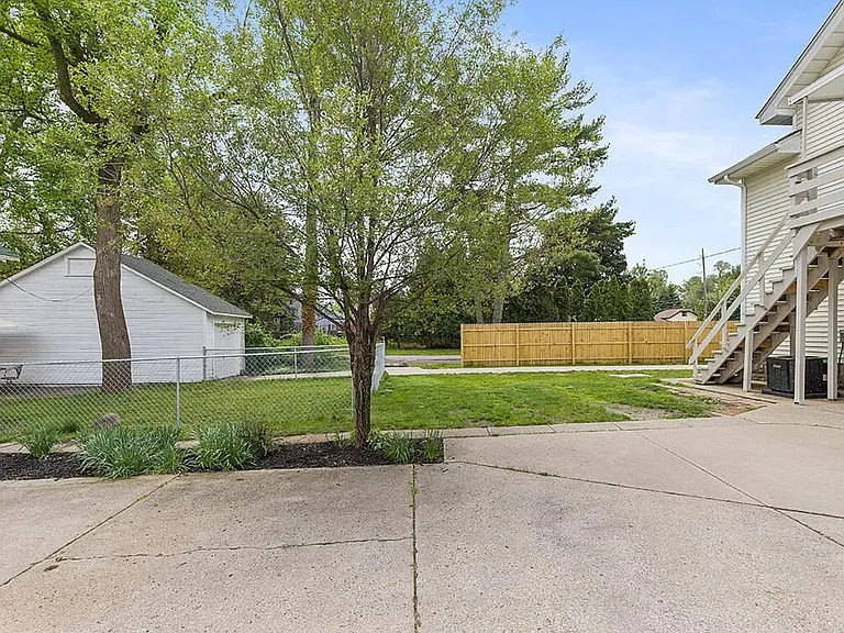 3350 Byron Center Ave SW — Photo 14