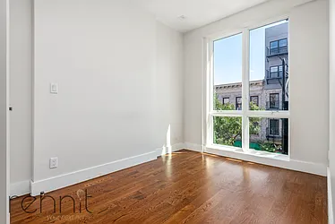 Rented by Rennit Inc.