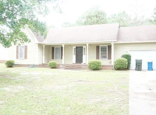 6220 Lake Trail Dr, Fayetteville, NC 28304