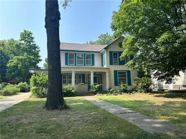1508 Grand Ave, Parsons, KS 67357