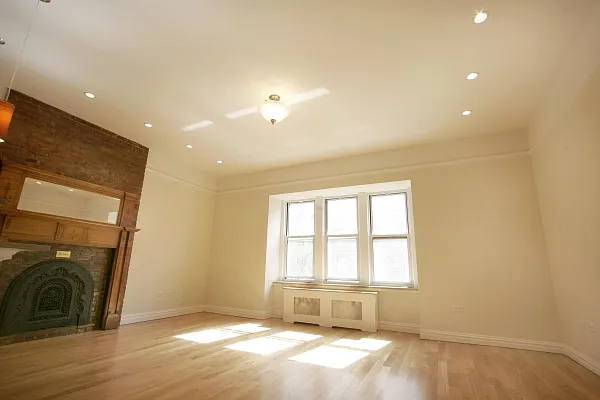 Rented by Citi Habitats | media 21