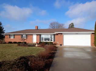2565 S Pine Tree Rd, De Pere, WI 54115