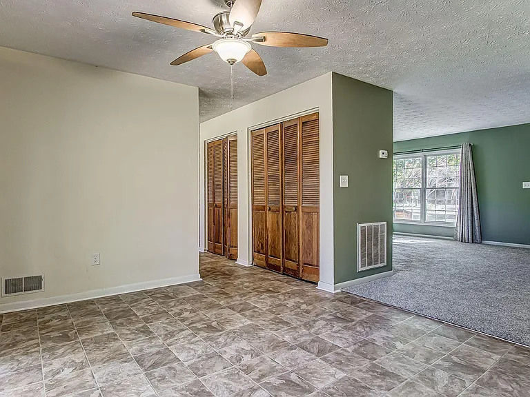 150 Arthur Cir — Photo 9