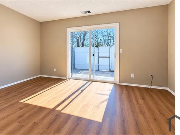 1 Almond Ct #D, Savannah, GA 31408