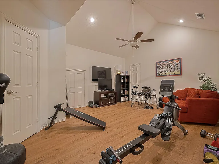 7 Peaceful Canyon Ct — Photo 22