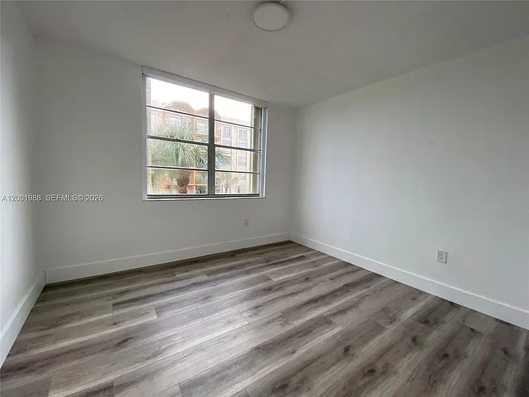 9320 Fontainebleau Blvd #301 — Photo 14