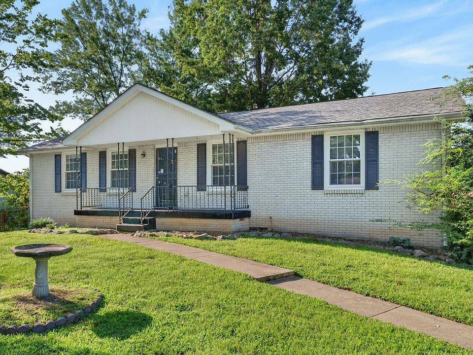 1st image of 304 Notgrass Rd
