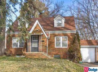 4906 Grand Ave, Omaha, NE 68104