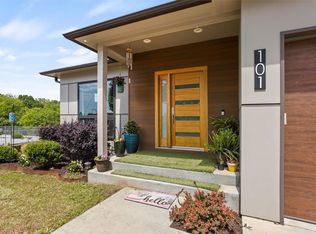 101 Beth Dr, Greenville, SC 29609