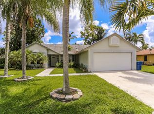 153 Roycourt Cir, Royal Palm Beach, FL 33411