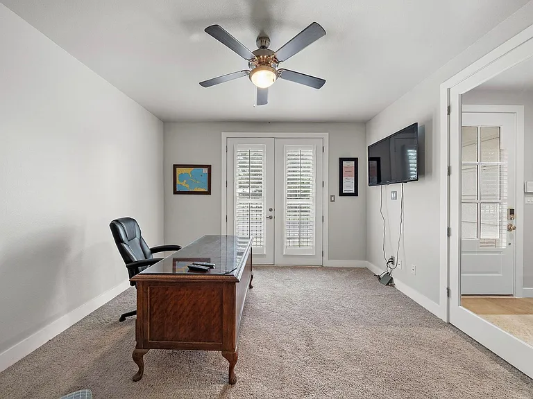 2509 Garrow St #B — Photo 4