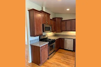 2 bed, 900 sqft, $2,800 — Photo 2