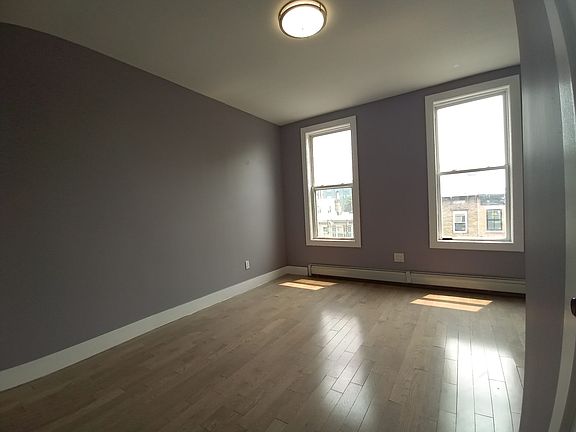 3rd image of 335 Whiton St #31E
