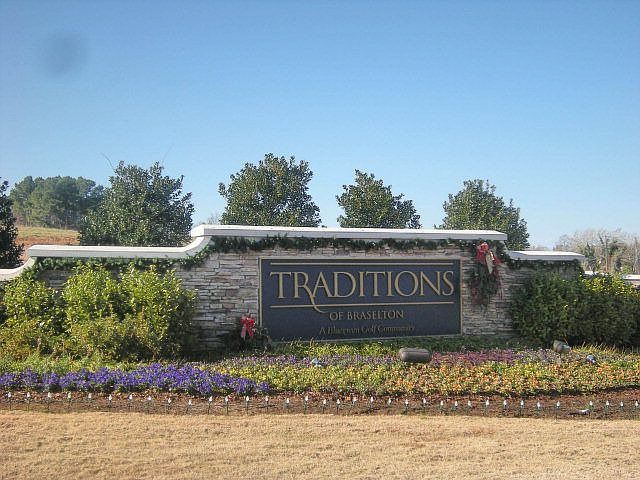 2nd image of 2109 Traditions Way