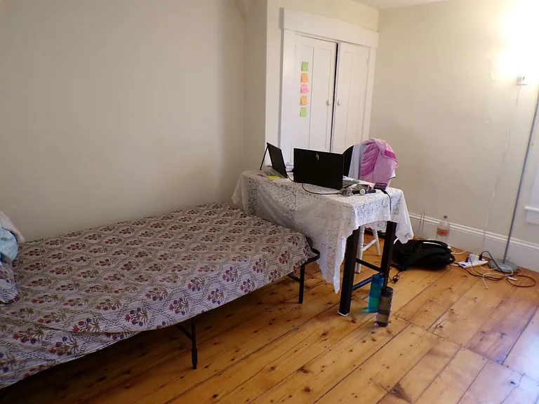 15 Pleasant St — Photo 6