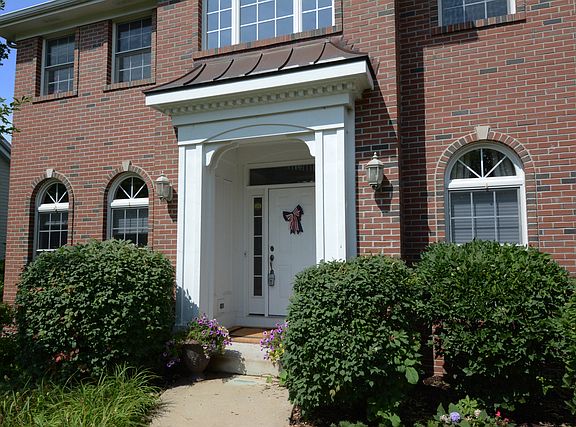 3rd image of 1723 Wiesbrock Ln