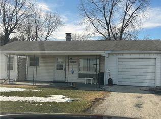 421 N Sycamore St, Windsor, IL