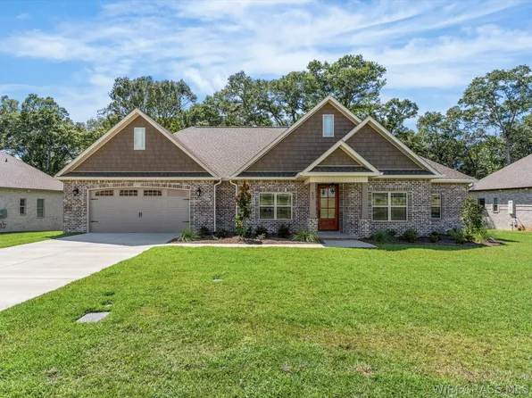 402 Bella Dr, Enterprise, AL 36330