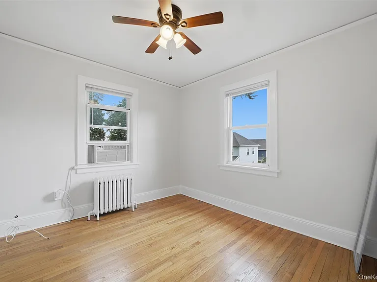 49 Sylvan Pl — Photo 11