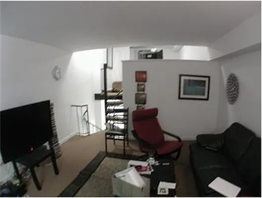 Rented by Douglas Elliman | media 19