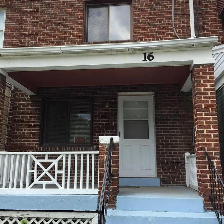 Exterior (Front)