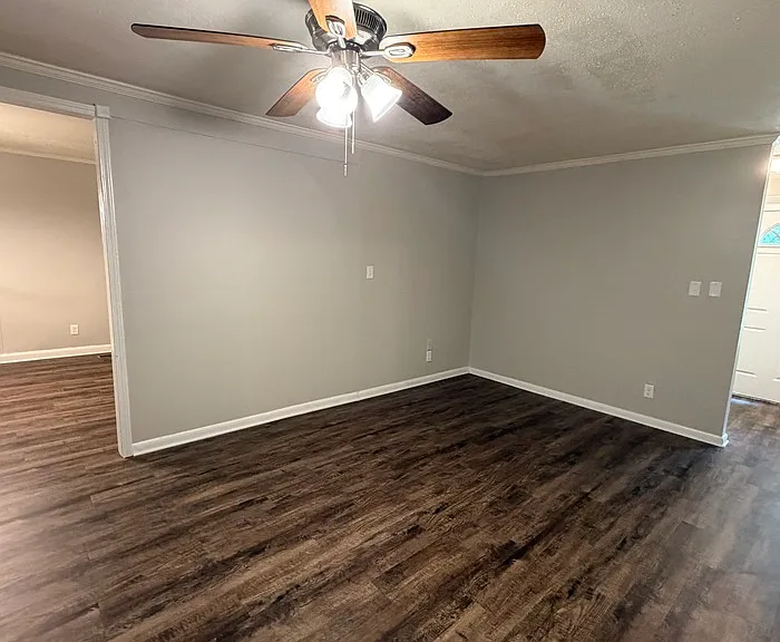 1710 Cedarhurst Dr — Photo 22