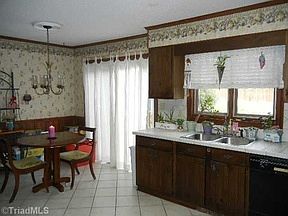 2nd image of 308 Wiltshire Dr