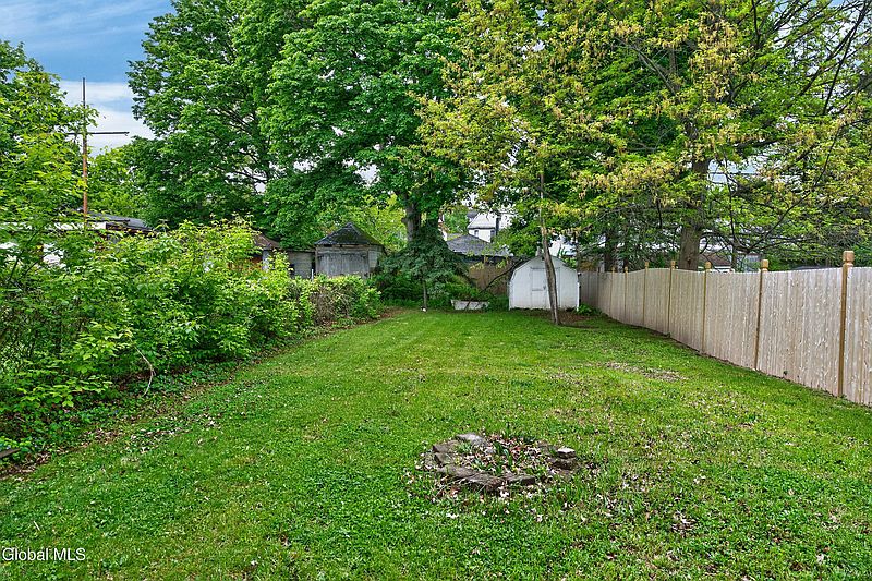 5th image of 52 N Allen Street