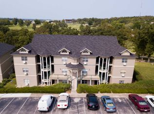 815 Holiday Rdg #3, Branson, MO 65616