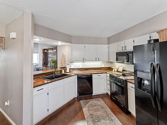 5th image of 255 Wimbledon Drive #7 BLDG 63