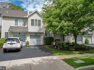 27 Buttonwood Dr, Exton, PA 19341