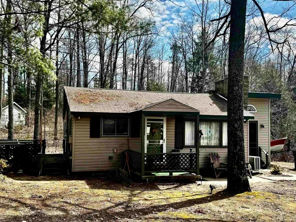 3866 Starr Rd, Harrison, MI 48625