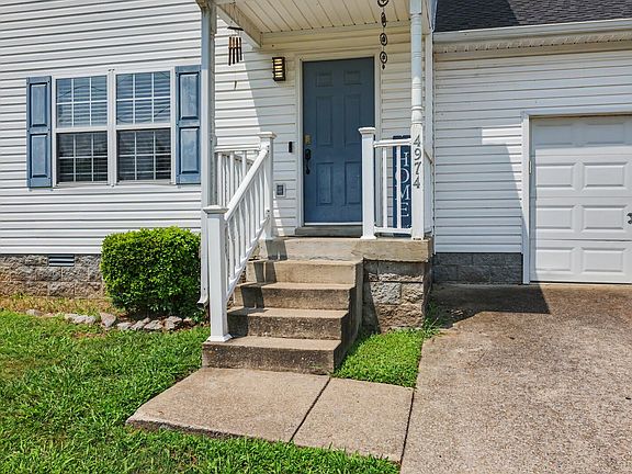 3rd image of 4974 Camborne Cir