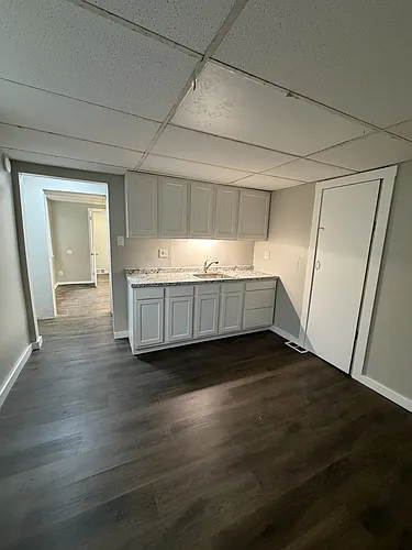 200 Alries St #2 Photo 1
