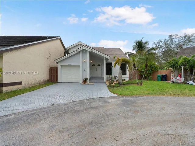 9587 SW 148th Pl — Photo 13